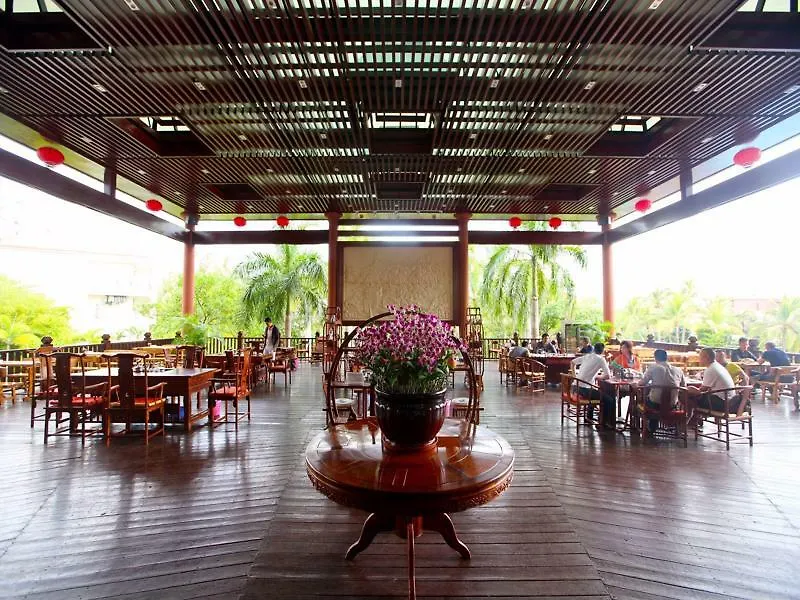 Sisuo Seaview Hotel Sanya 4*,  Cina